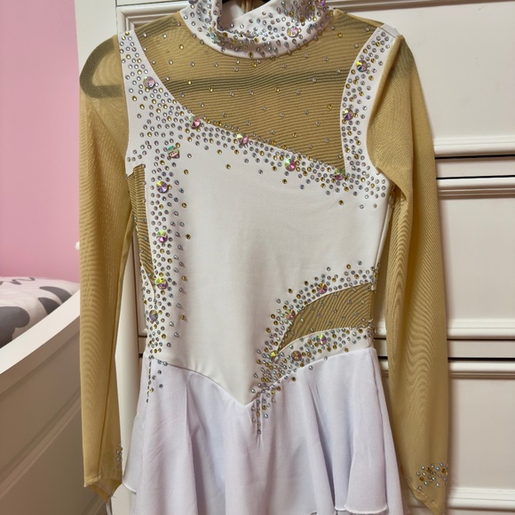 Figure Skating Dress Girls - Picture 6 of 6